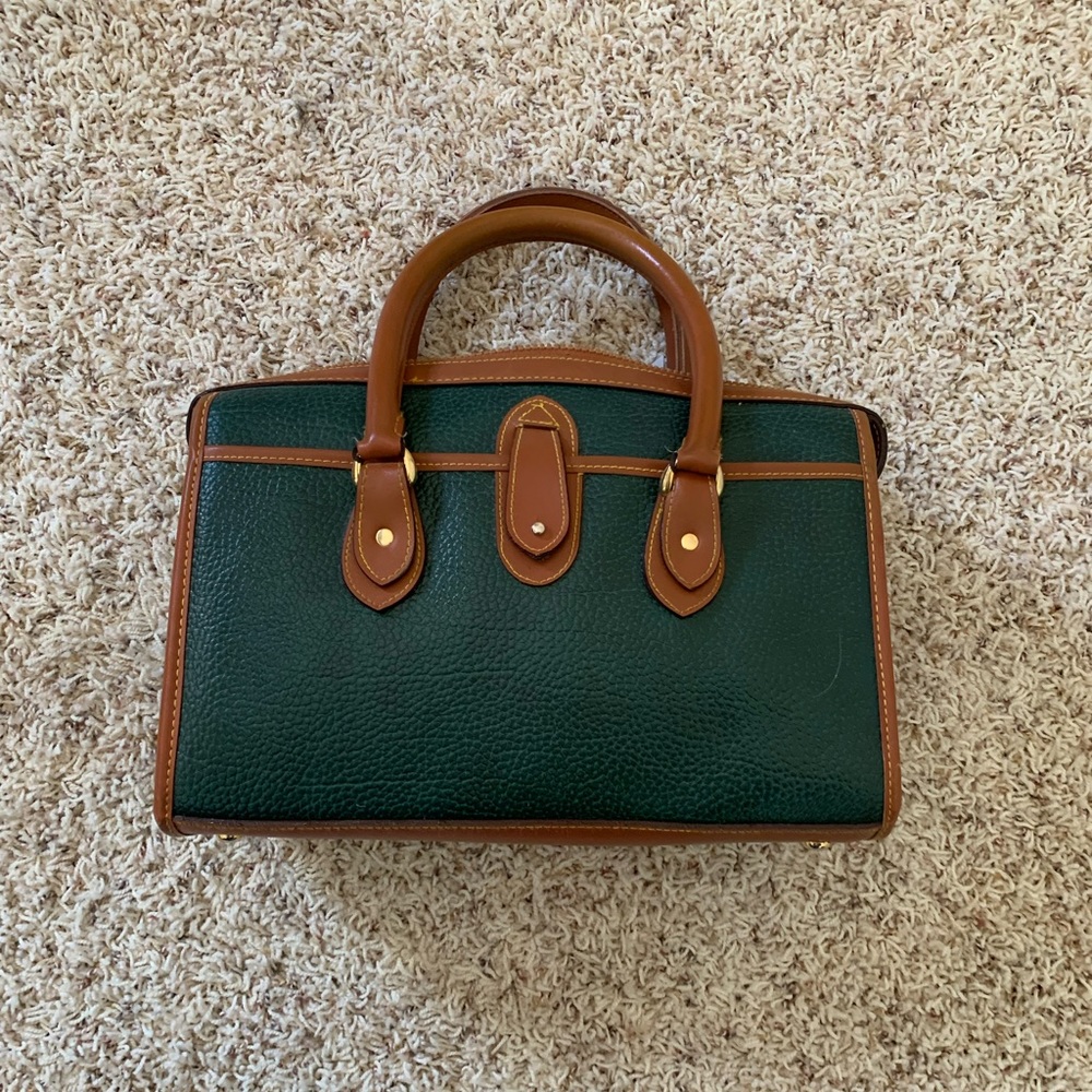 Dooney & Bourke medium size green leather purse